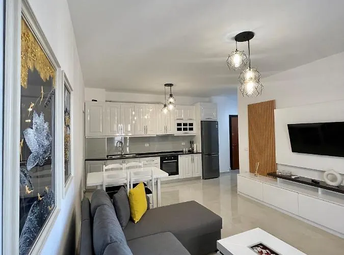 Sunflower Apt Saranda Terraces